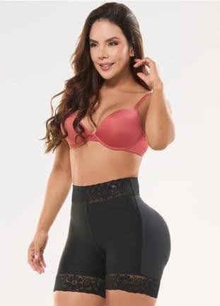 Dahlia Shorts bum lifter with covered holes