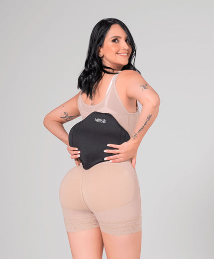 ÉVORAUK WideBack Board post-surgical lumbar compression support for lipo and tummy tuck recovery in the UK.