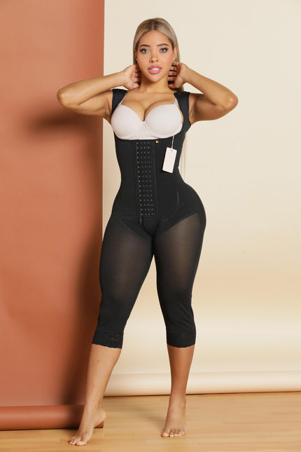 Onyx Tributo below-knee Stage 2 Colombian faja by ÉVORA Shapewear London for post-surgery recovery and thigh compression.